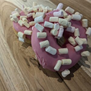 Donut aardbei marshmallow